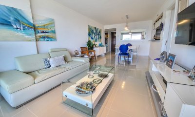 Apartamento de 3 dormitorios en venta Punta del Este