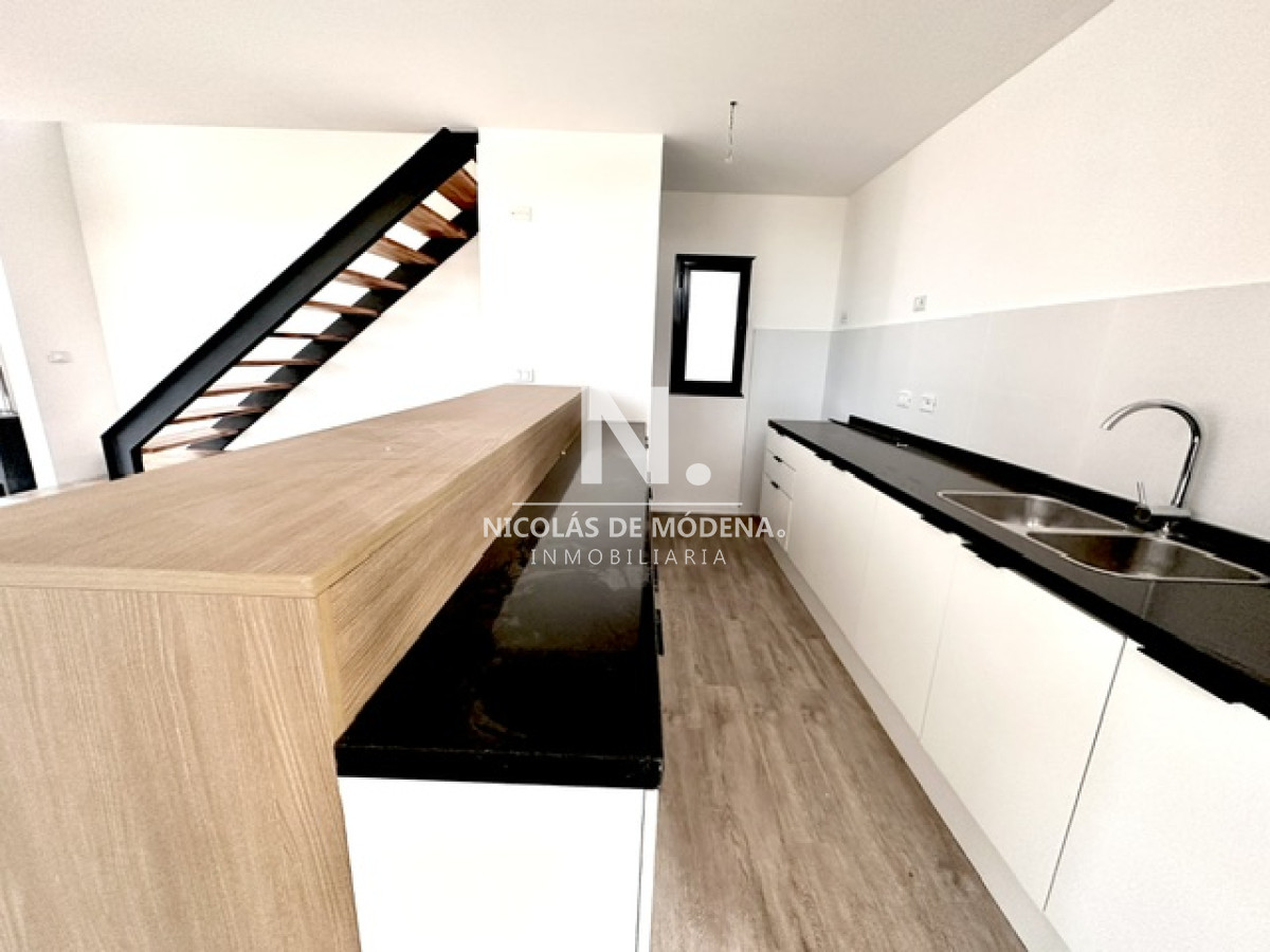 Casa a estrenar de 3 dormitorios en suite, en Piedras del Chileno no dude en consultar - GoPunta - Portal Inmobiliario de Punta del Este - Maldonado