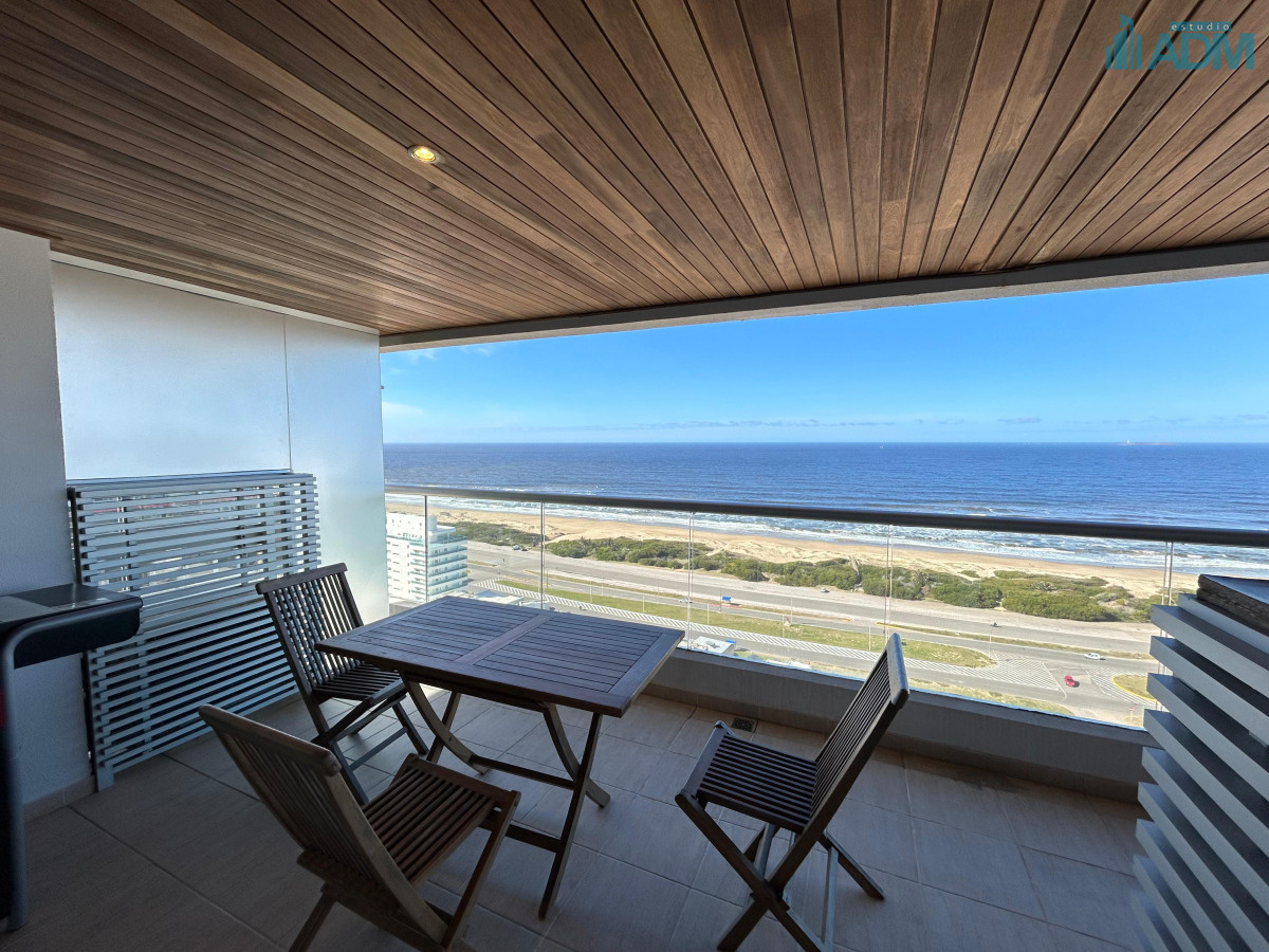 Apartamento ID.1501 - Punta del Este, 3 dormitorios con vista directa al mar