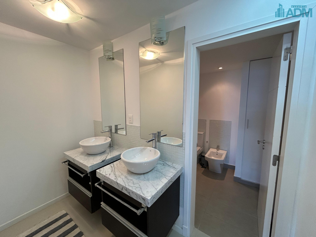 Apartamento ID.1501 - Punta del Este, 3 dormitorios con vista directa al mar