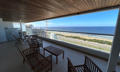 Punta del Este, 3 dormitorios con vista directa al mar