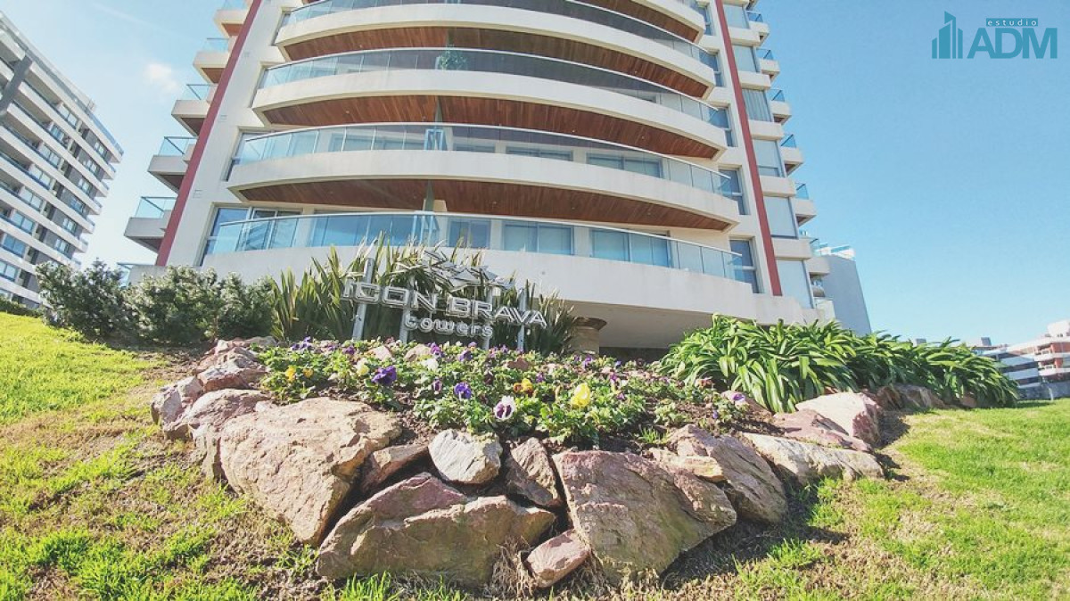 Apartamento ID.1501 - Punta del Este, 3 dormitorios con vista directa al mar