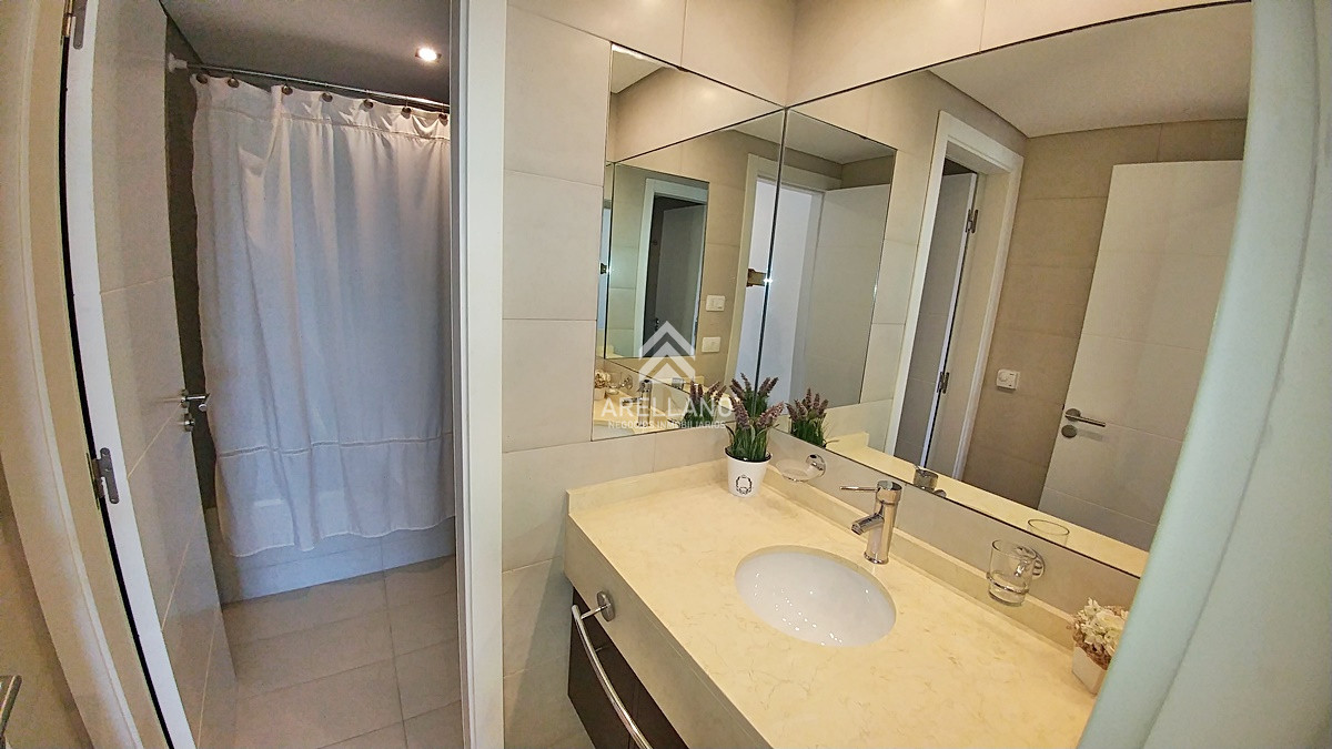 Apartamento ID.5640 - Venta Apartamento 3 dormitorios en Punta del Este