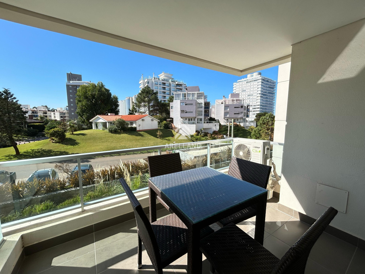 Apartamento ID.5699 - Venta apartamento 1 dormitorio punta del este Aidy Grill edificio Wind Tower