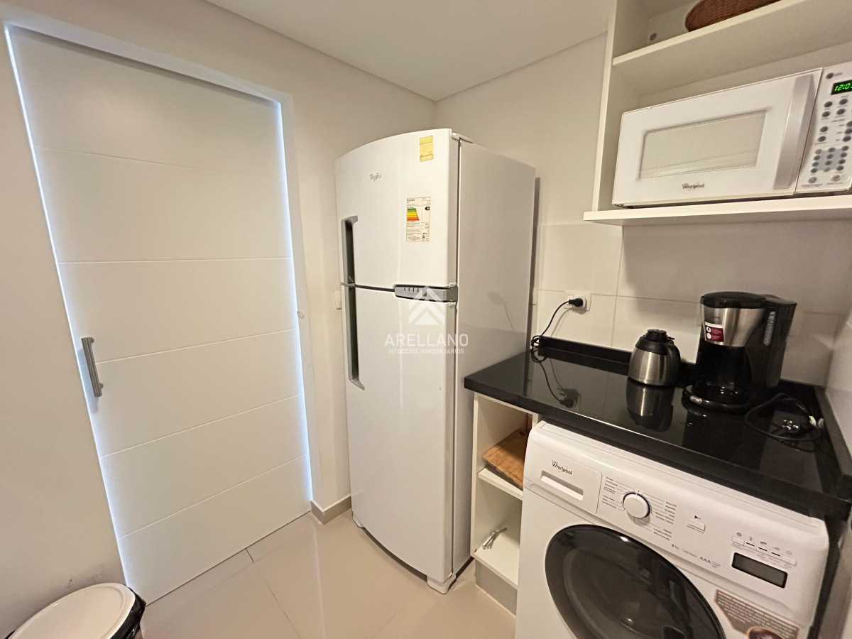 Apartamento ID.5699 - Venta apartamento 1 dormitorio punta del este Aidy Grill edificio Wind Tower