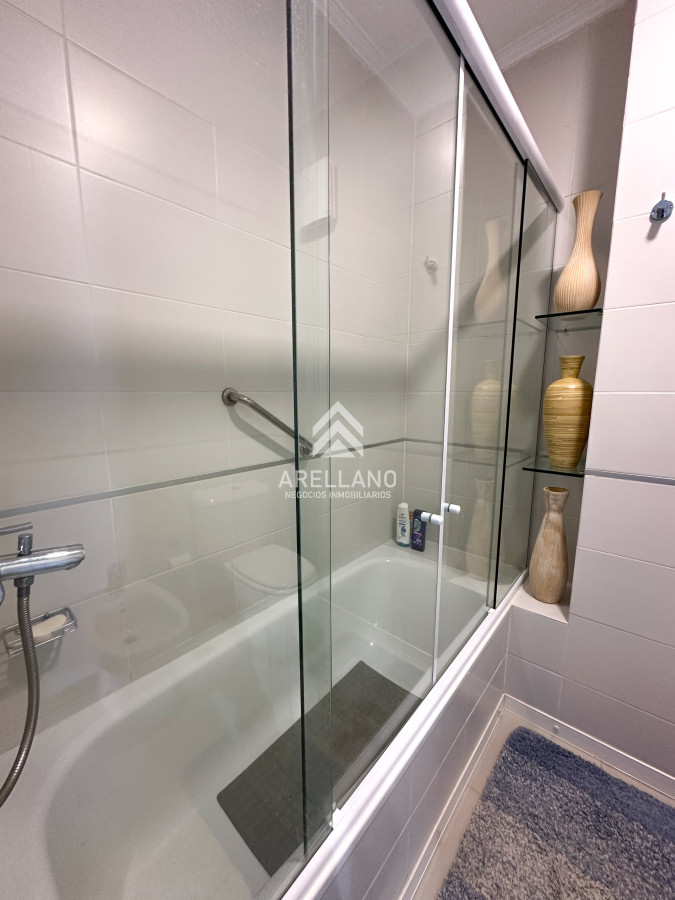 Apartamento ID.5153 - Penthouse en Venta de 3 Dormitorios en Punta del Este