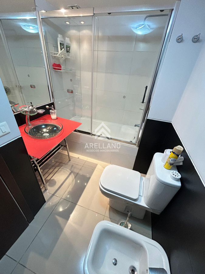 Apartamento ID.4693 - Venta apartamento 2 dormitorios punta del este edificio acapulco roosevelt parrillero propio