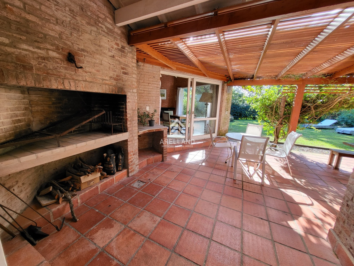 Casa ID.3272 - Casa en venta en Punta del Este, barrio privado, barrio cerrado La Arbolada
