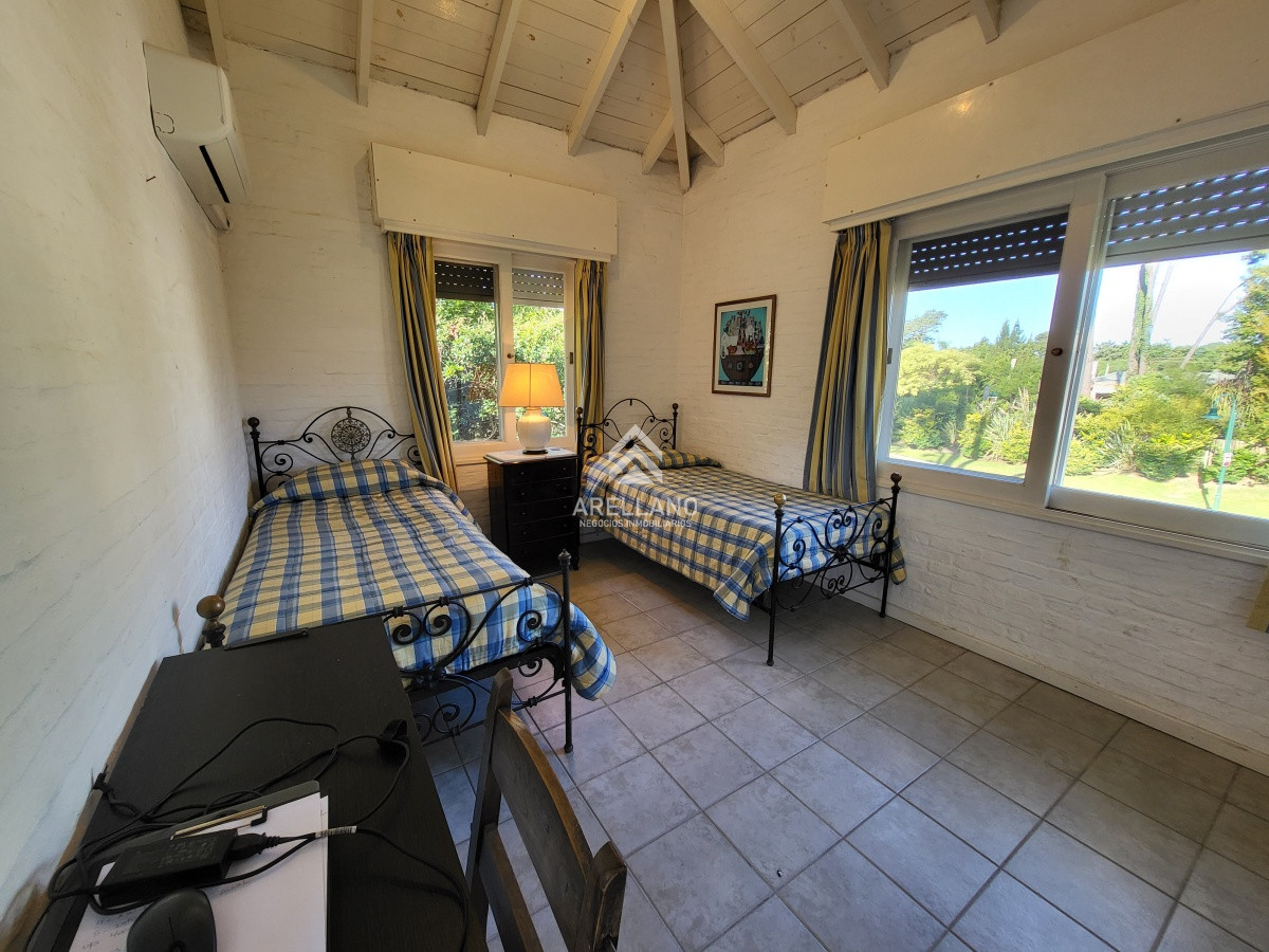 Casa ID.3272 - Casa en venta en Punta del Este, barrio privado, barrio cerrado La Arbolada