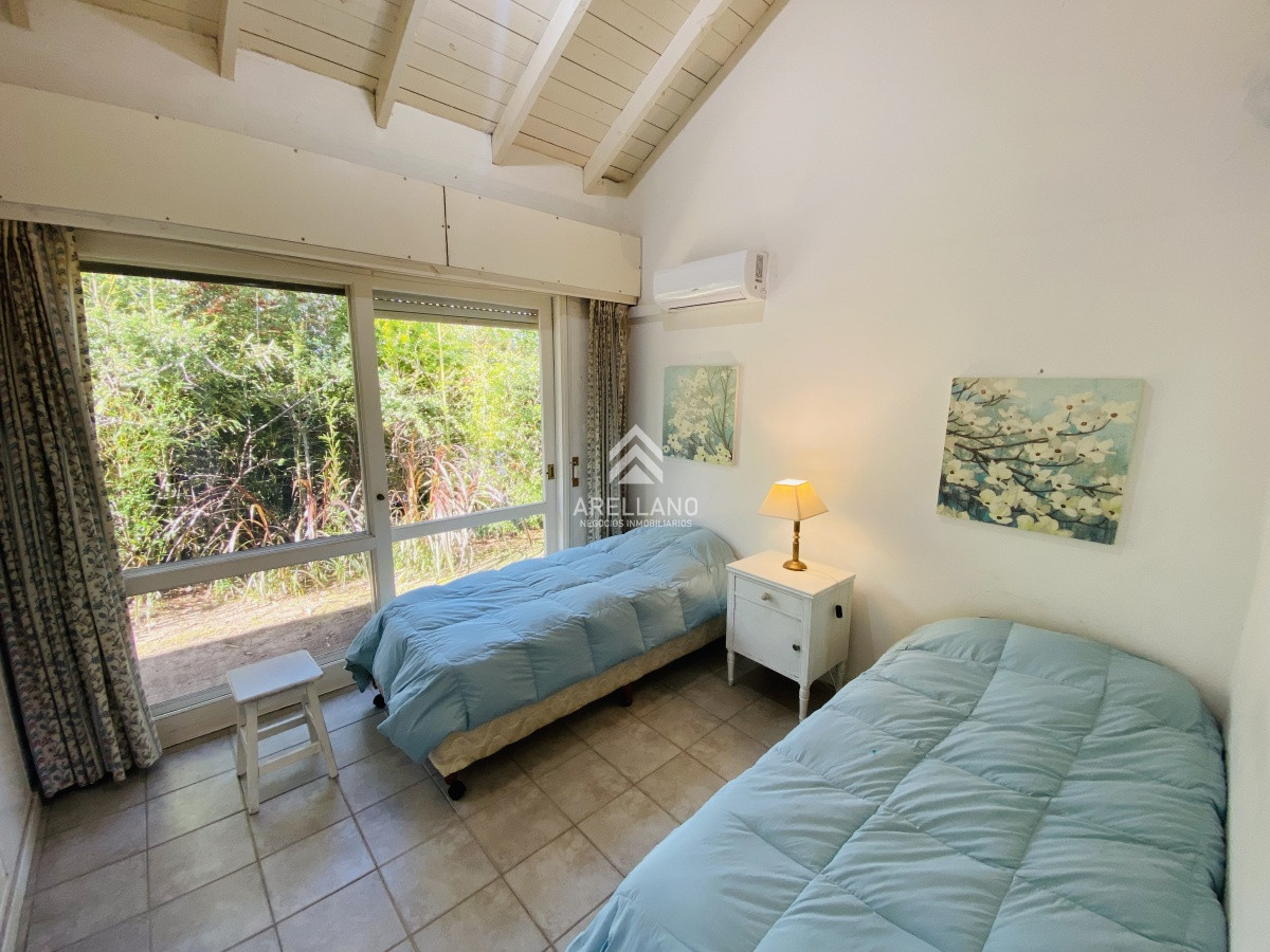 Casa ID.3272 - Casa en venta en Punta del Este, barrio privado, barrio cerrado La Arbolada