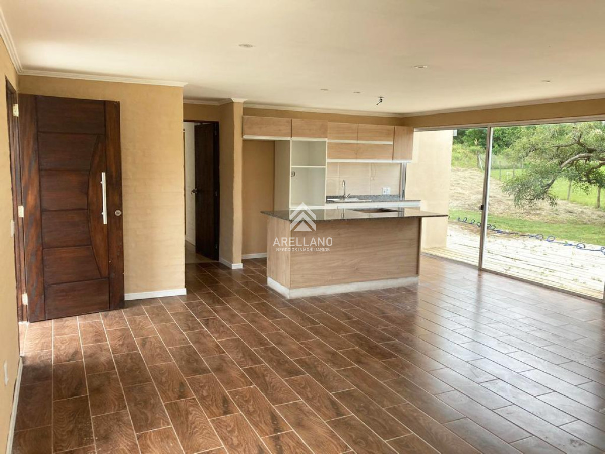 Casa ID.5043 - Casa de 3 dormitorios y 3 Baños en Barrio Privado Punta Ballena 