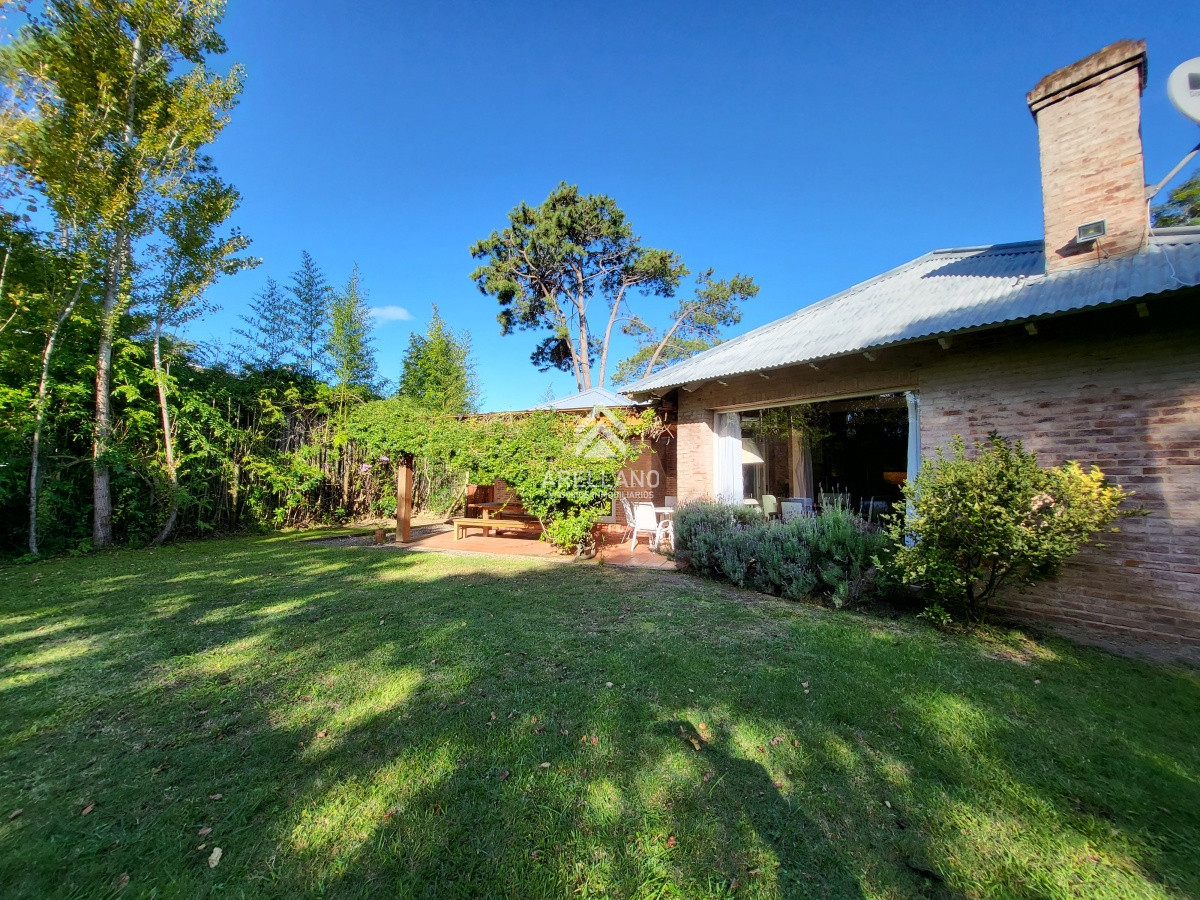 Casa ID.3272 - Casa en venta en Punta del Este, barrio privado, barrio cerrado La Arbolada