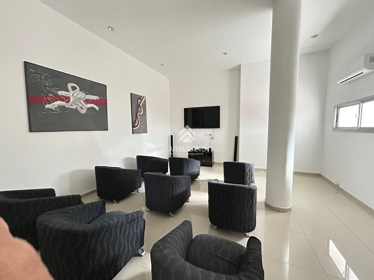 Apartamento ID.4693 - Venta apartamento 2 dormitorios punta del este edificio acapulco roosevelt parrillero propio