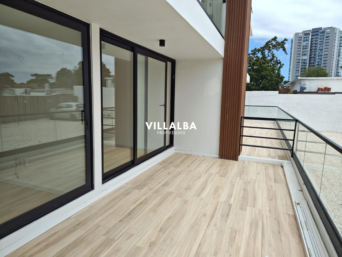 Apartamento ID.4044 - Venta apartamento un dormitorio Punta Del Este playa Mansa parrillero propio edificio Genova