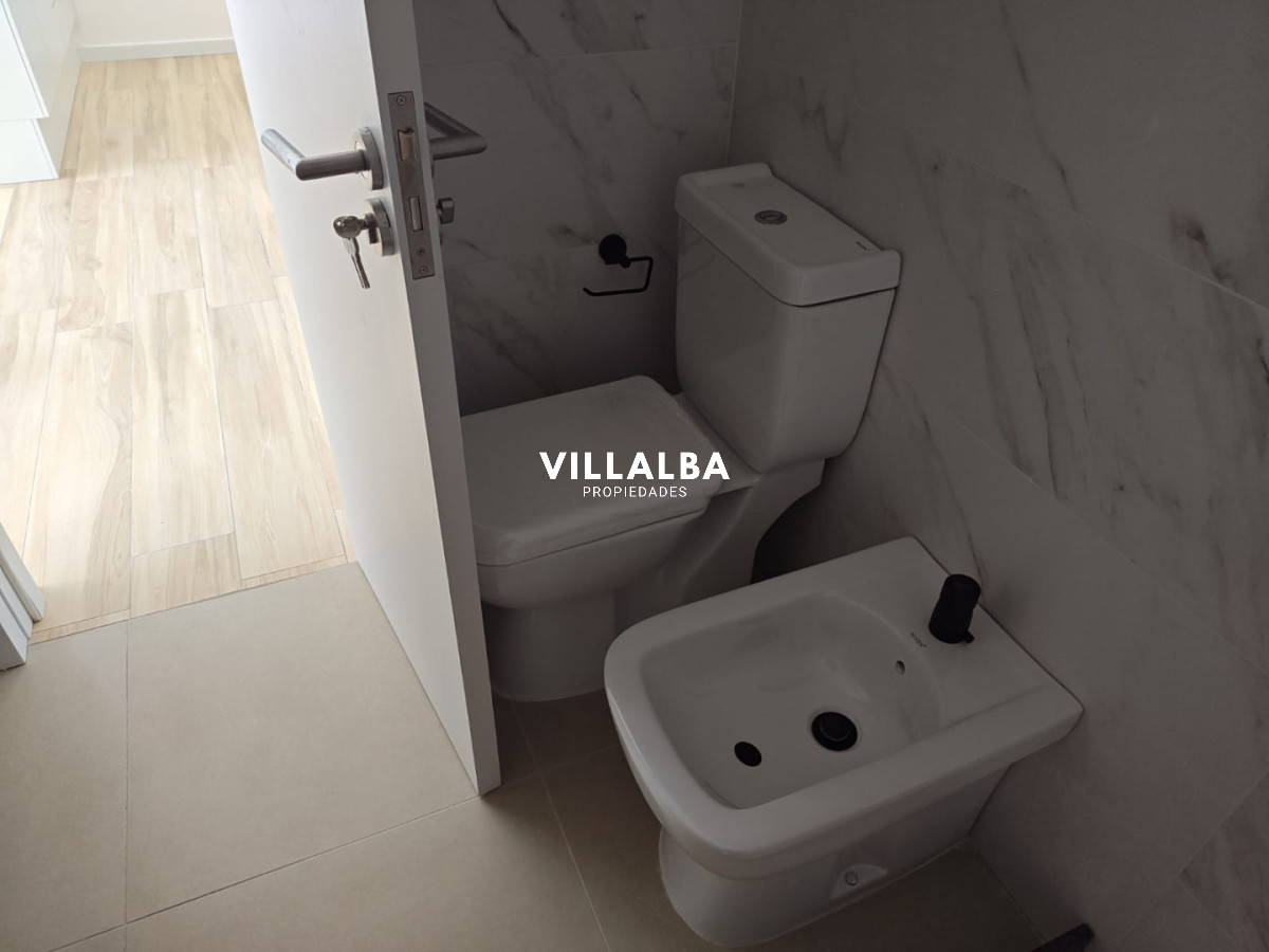 Apartamento ID.4044 - Venta apartamento un dormitorio Punta Del Este playa Mansa parrillero propio edificio Genova