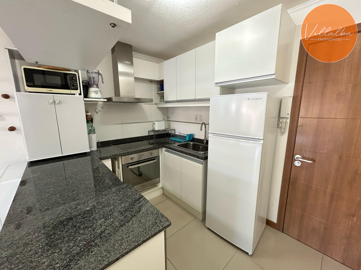 Apartamento ID.3554 - Venta apartamento un dormitorio punta del este edificio Ten Mansa vista al mar