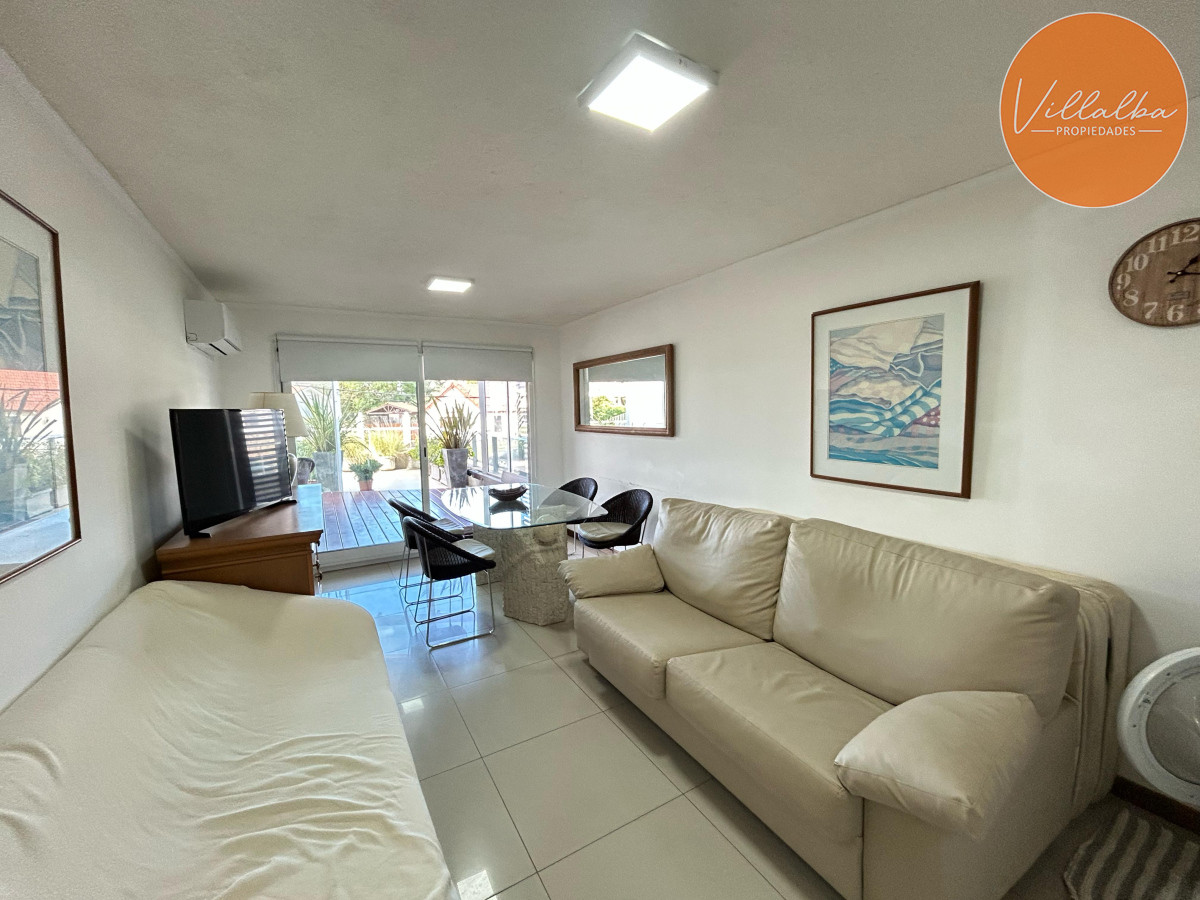 Apartamento ID.3554 - Venta apartamento un dormitorio punta del este edificio Ten Mansa vista al mar