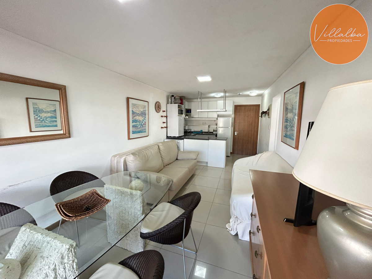 Apartamento ID.3554 - Venta apartamento un dormitorio punta del este edificio Ten Mansa vista al mar