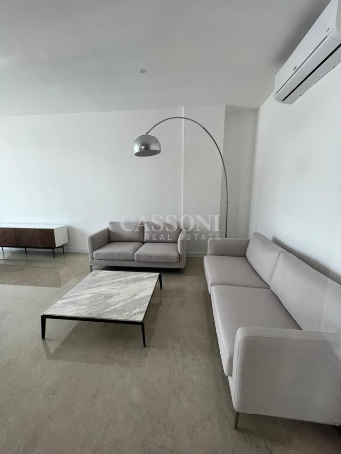 Apartamento ID.2220 - Apartamento en venta, 2 dormitorios en Punta del Este 
