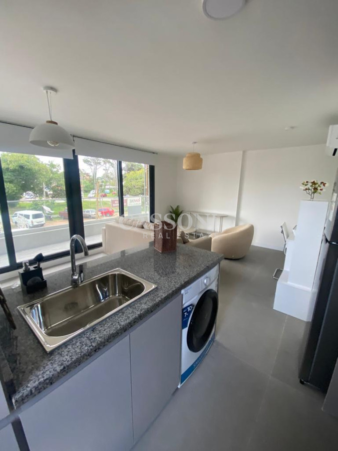 Apartamento ID.2220 - Apartamento en venta, 2 dormitorios en Punta del Este 
