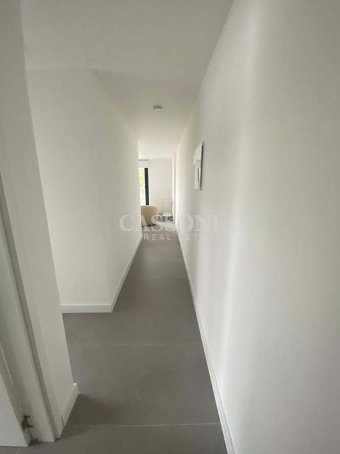 Apartamento ID.2220 - Apartamento en venta, 2 dormitorios en Punta del Este 
