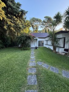 Venta casa 4 dormitorios mas dependencia Punta del este Cantegril