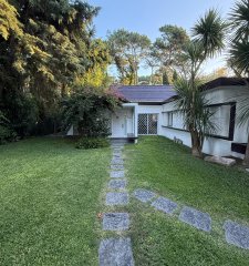 Venta casa 4 dormitorios mas dependencia Punta del este Cantegril