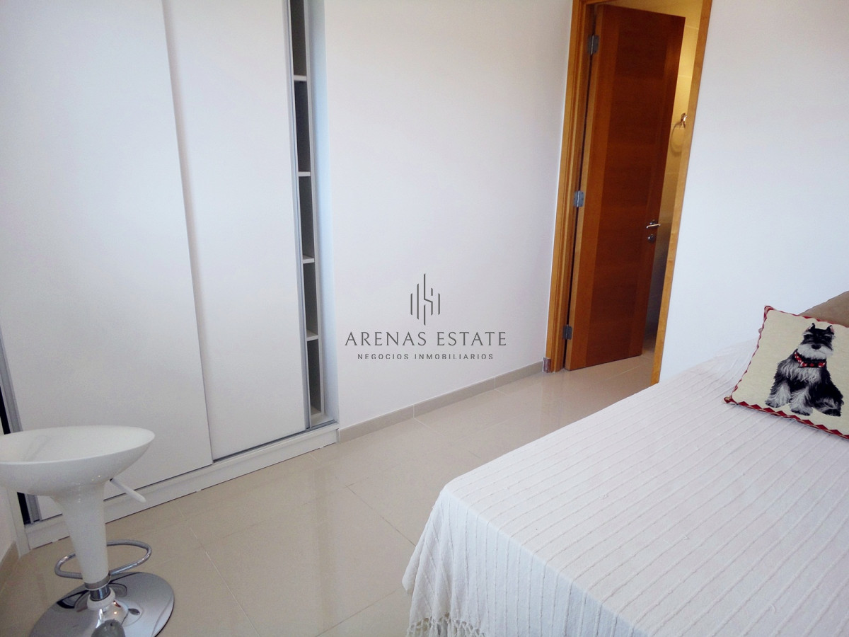 Apartamento ID.2572 - Apartamento en venta  de 3 dormitorios en Punta del Este , zona Mansa 
