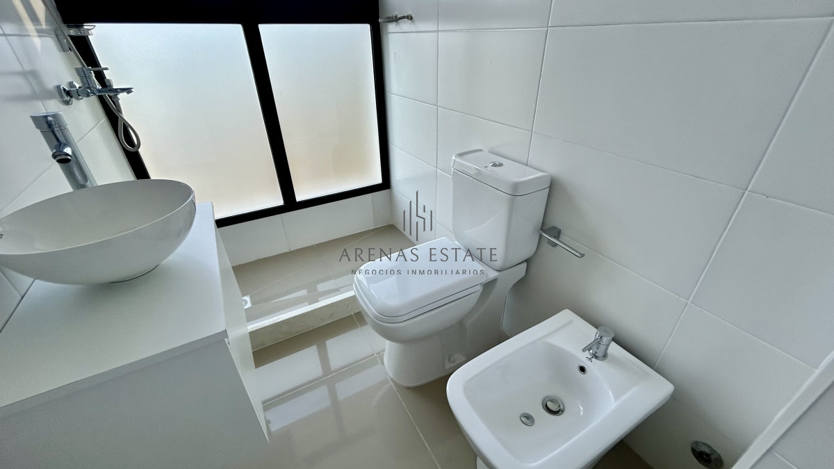 Apartamento ID.2607 - Apartamento de 2 dormitorios en venta Punta Del Este