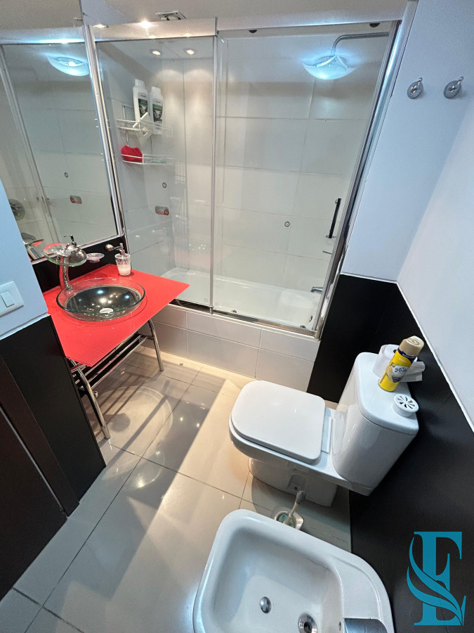 Apartamento ID.685 - Venta apartamento dos dormitorios punta del este edificio acapulco roosevelt parrillero propio