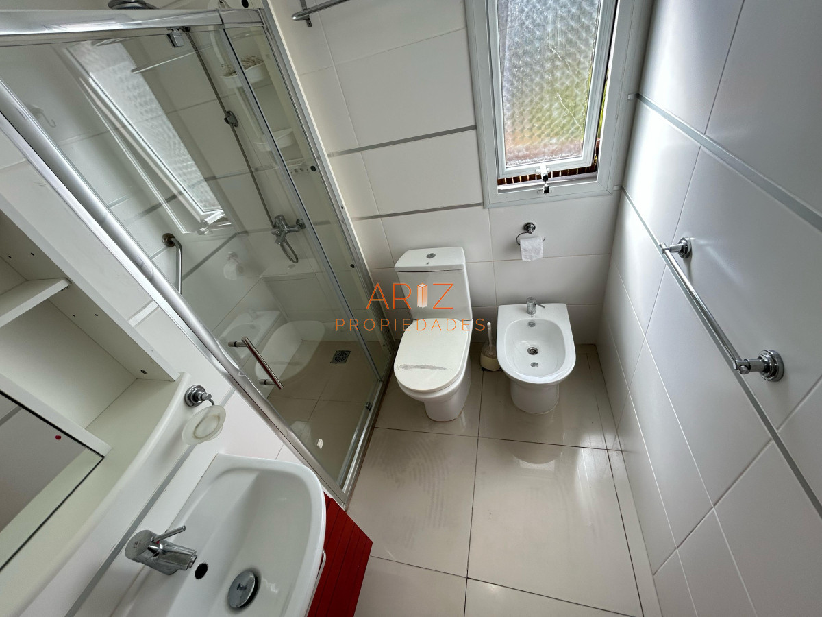 Apartamento ID.2408 - Venta apartamento un dormitorio punta del este edificio Ten Mansa vista al mar