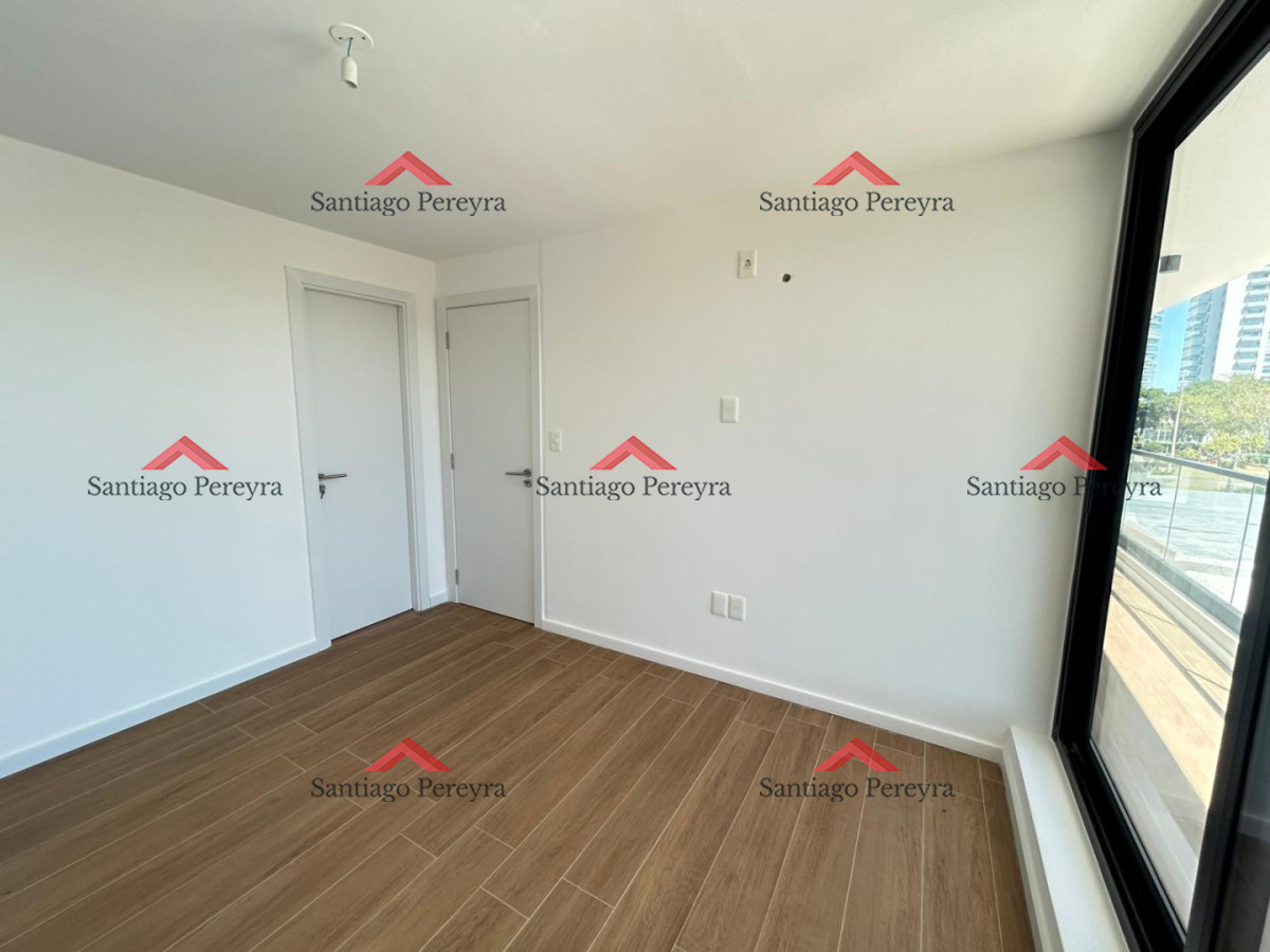 Apartamento ID.16911 - Venta apartamento dos dormitorios Punta del este Playa Mansa Parrillero propio