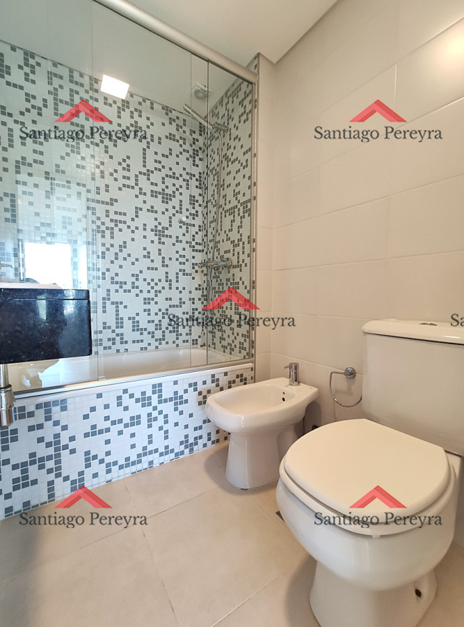Apartamento ID.16501 - Venta apartamento tres dormitorios a pasos de hotel Enjoy 