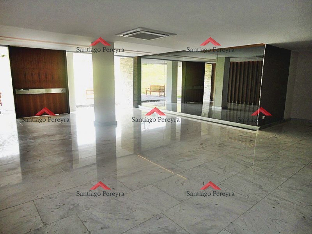 Apartamento ID.16359 - Apartamento en venta Playa Mansa 3 dormitorios
