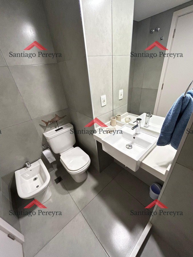 Apartamento ID.16766 - Venta apartamento dos dormitorios punta del este playa brava edificio siglo sol ii