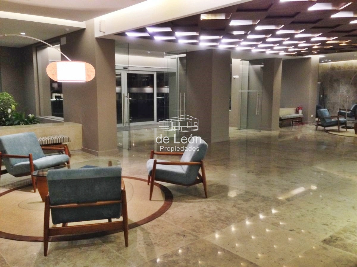 Apartamento ID.15033 - Departamento Penthouse 3 dormitorios + dependencia en venta Playa Brava 