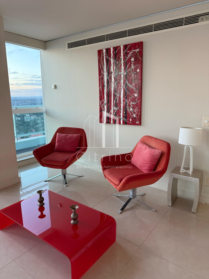 Apartamento ID.1994 - PENTHOUSE EN VENTA CON INCREIBLE VISTA A PLAYA MANSA PUNTA DEL ESTE