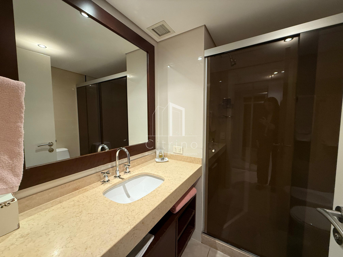 Apartamento ID.1995 - APARTAMENTO EN ALQUILER CON VISTA A ISLA GORRITI TORRE AQUARELA PUNTA DEL ESTE 3 DORMITORIOS EN SUITE + DEPENDENCIA