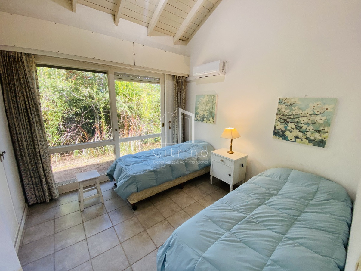 Casa ID.1033 - Casa en venta en Punta del Este, barrio privado, barrio cerrado La Arbolada