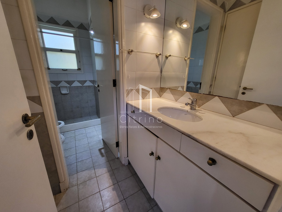 Casa ID.1033 - Casa en venta en Punta del Este, barrio privado, barrio cerrado La Arbolada