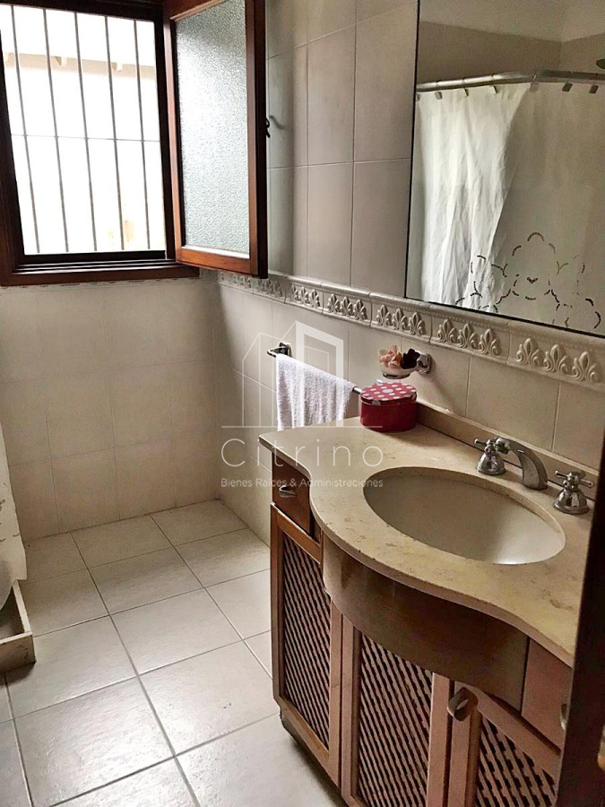 Casa ID.1030 - Casa en Punta del Este, Jardines de Córdoba