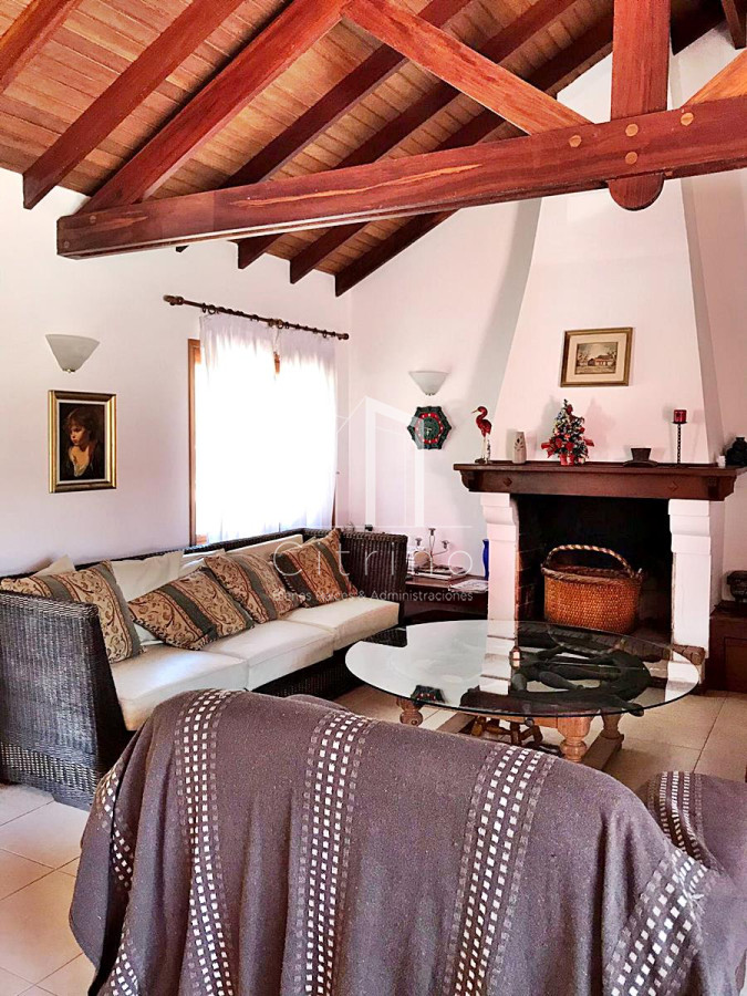 Casa ID.1030 - Casa en Punta del Este, Jardines de Córdoba