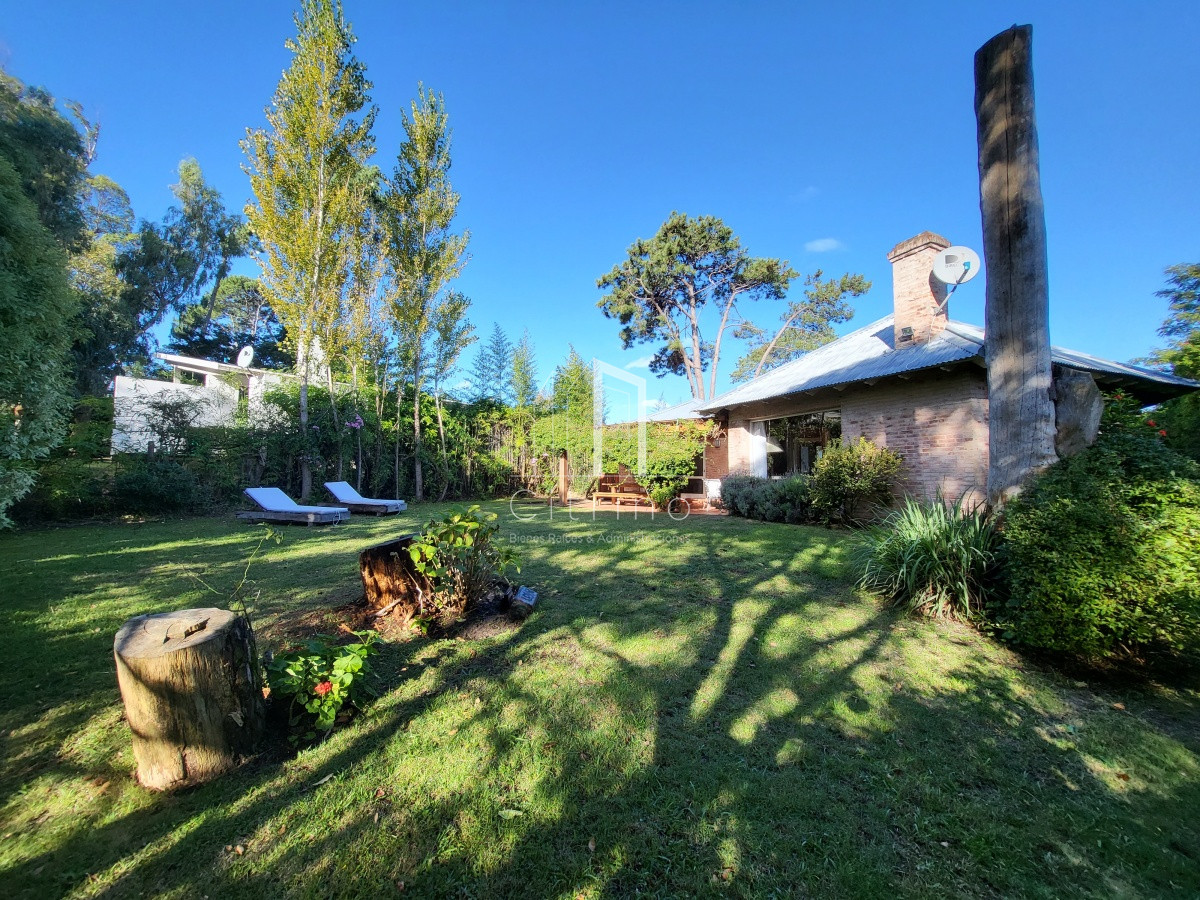 Casa ID.1033 - Casa en venta en Punta del Este, barrio privado, barrio cerrado La Arbolada