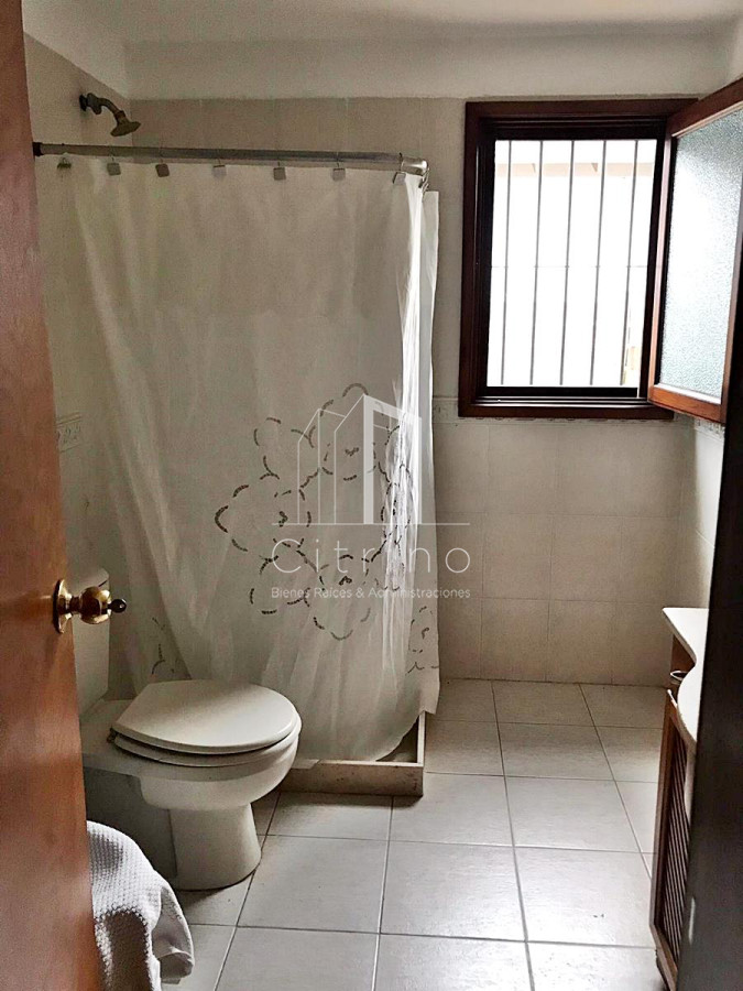 Casa ID.1030 - Casa en Punta del Este, Jardines de Córdoba