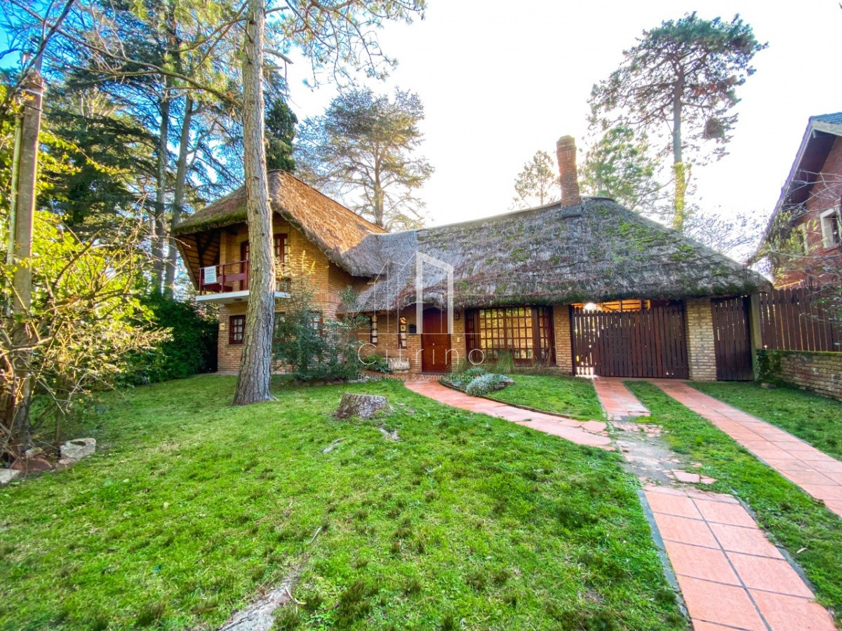 Casa ID.1703 - Casa en Punta del Este, Cantegril