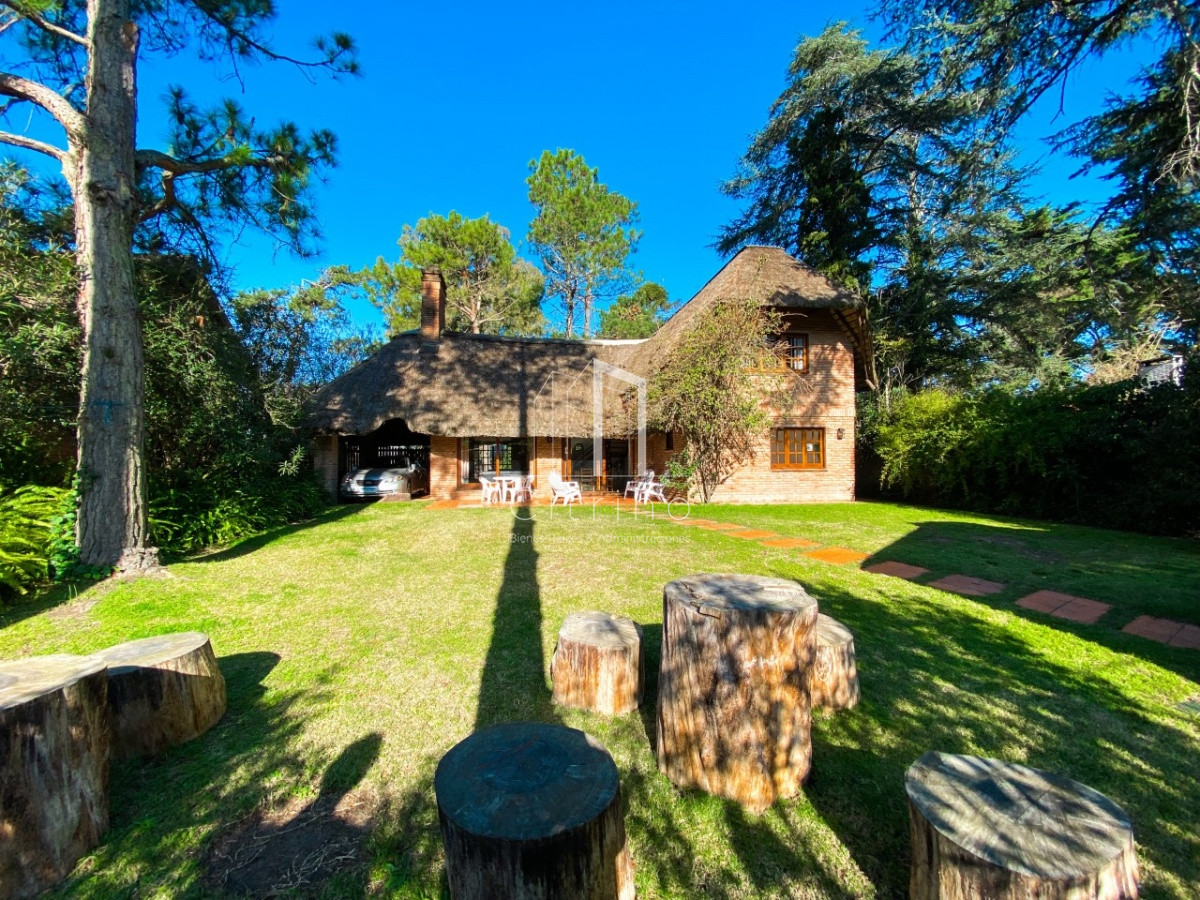 Casa ID.1703 - Casa en Punta del Este, Cantegril