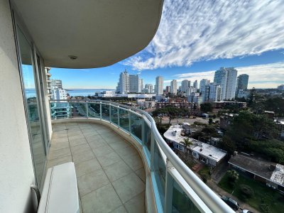 Venta apartamento tres dormitorios punta del este aidy grill vista al mar - BYH6049A