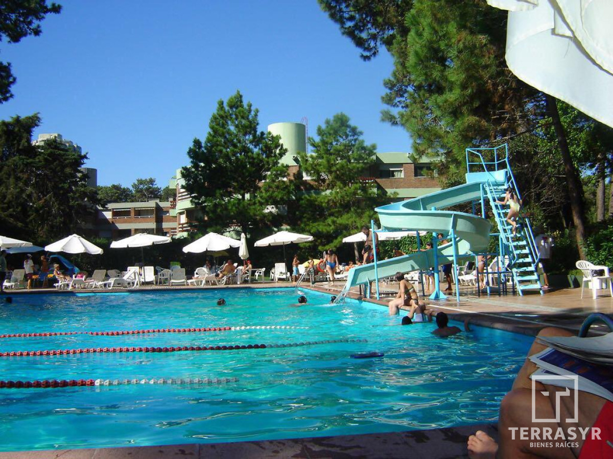 Apartamento ID.630 - Apartamento en Arcobaleno Pharos 2 dormitorios