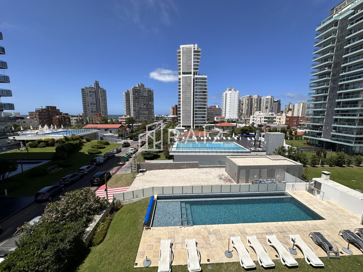 Apartamento ID.10956 - Venta apartamento 1 dormitorio Punta del Este edificio Sol y Luna 2