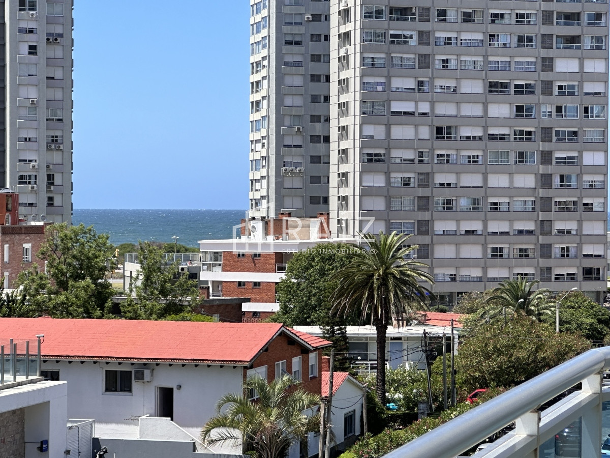Apartamento ID.10956 - Venta apartamento 1 dormitorio Punta del Este edificio Sol y Luna 2